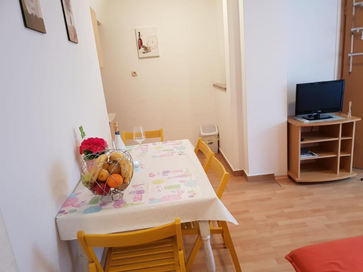 Apartmani Luka Crikvenica Bagian luar foto