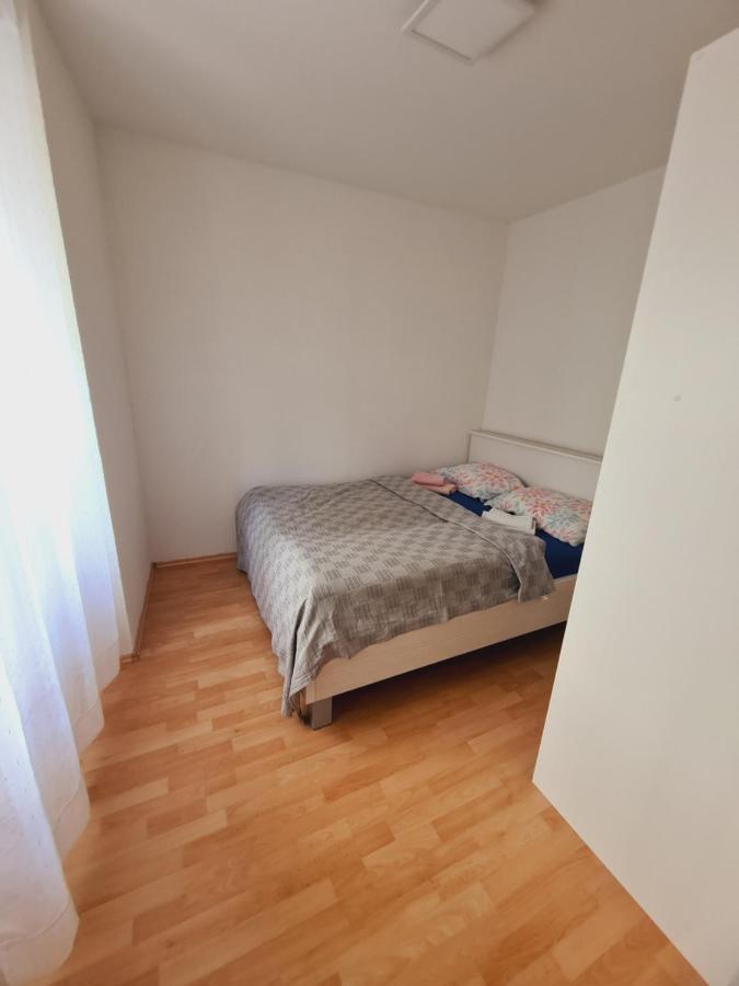 Apartmani Luka Crikvenica Bagian luar foto